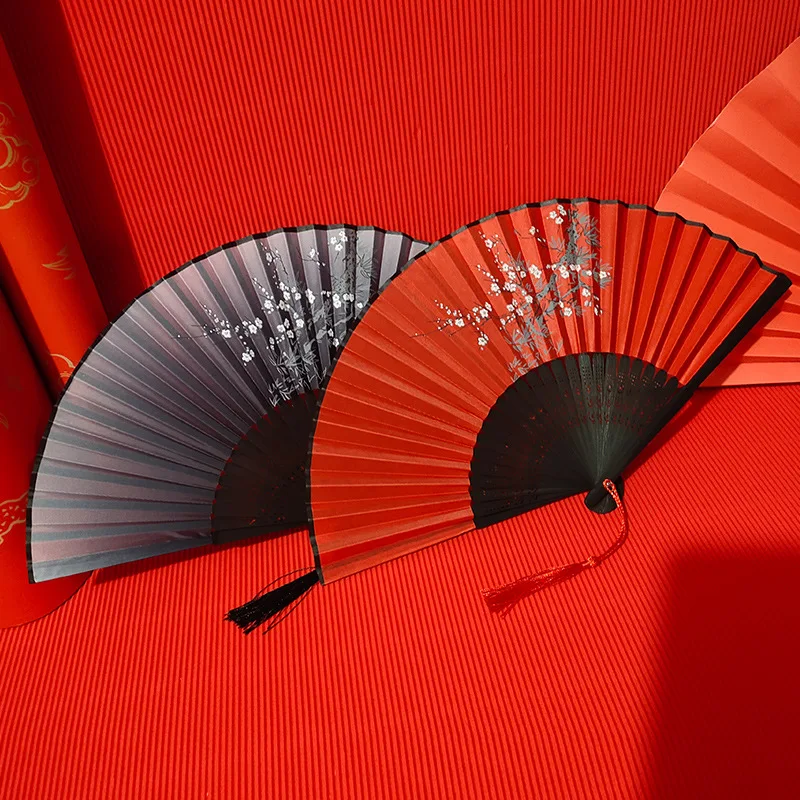 Chinese Vintage Style Folding Fan Silk Handheld Fan Foldable Bamboo Framed Decorative Folding Fans For Women Wedding Party