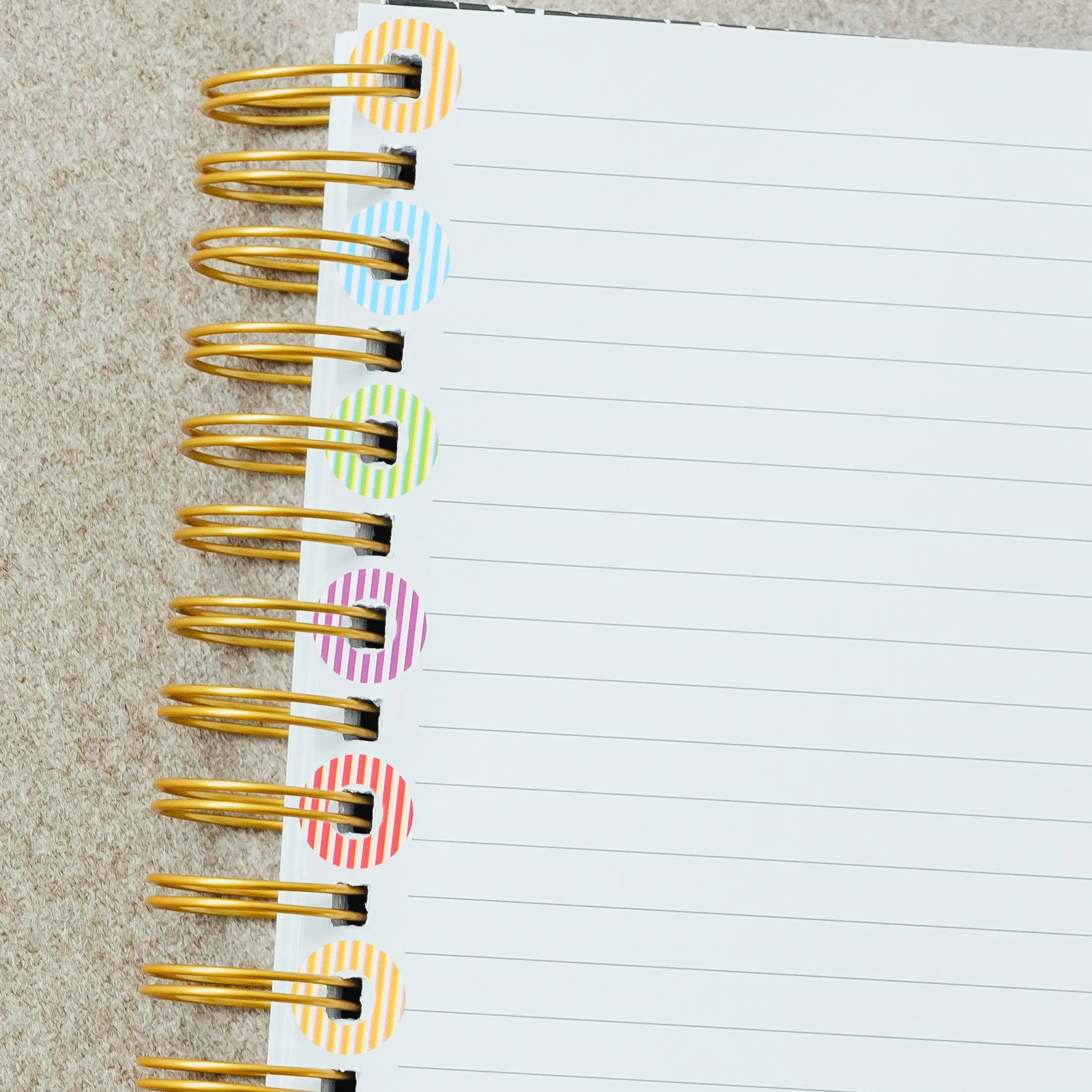 

Colorful Label Stickers 10 Sheets PVC Self Adhesive Reinforcement Circles Binder Hole Punch Repair Loose Leaf Practical