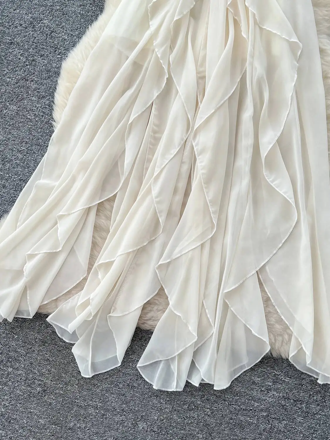 Women Elegant Chiffon Long Dress Twisted High Waist Irregular Lotus Leaf Beach Dresses Ladies Sexy V-neck Boho Long Robe Vestido