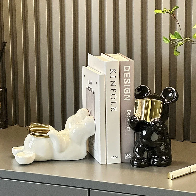 Light luxury violent bear bookend creative ornament home decoration