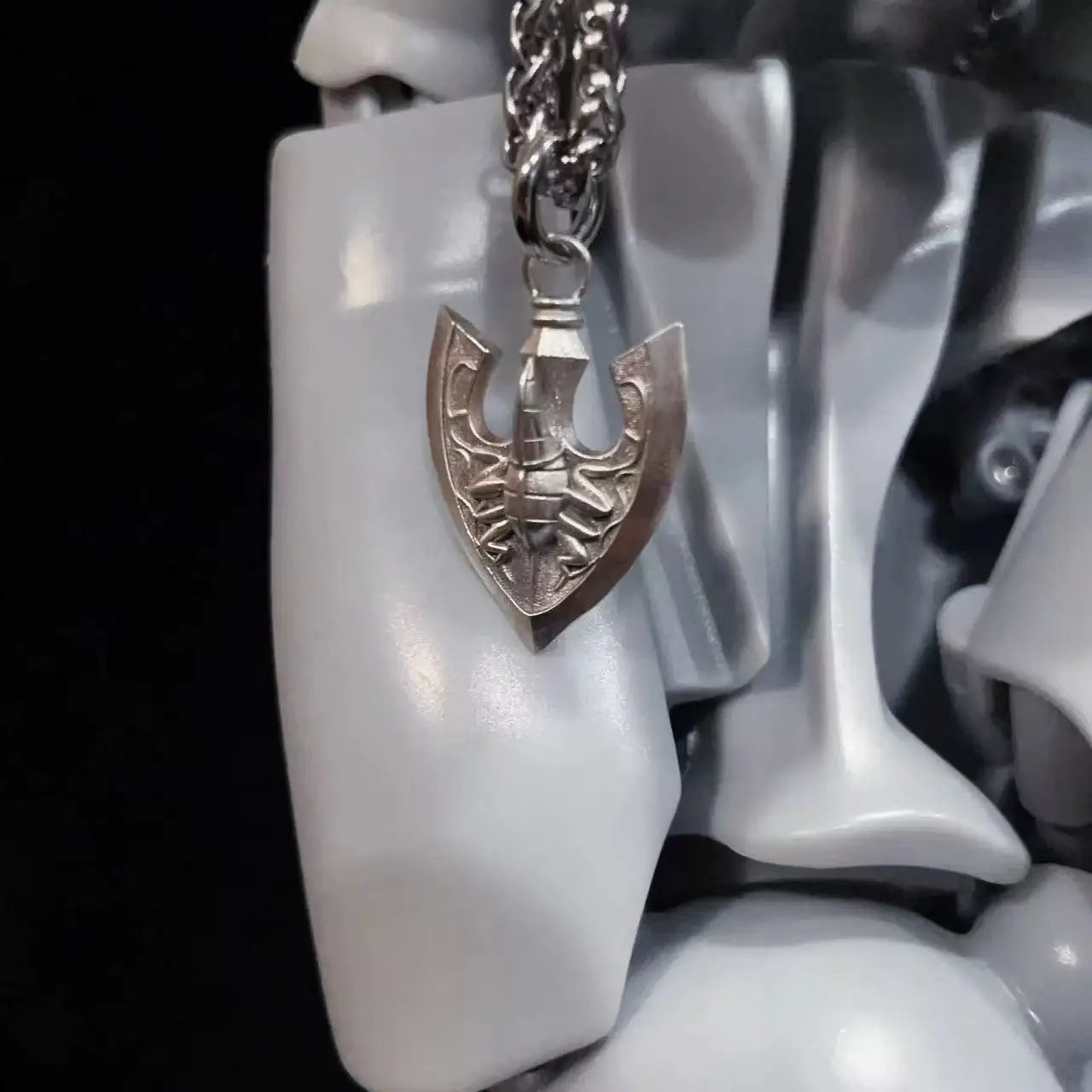 Anime JoJos Killer Queen Arrows Cosplay Pendant Unisex Metal Gothic Jewelry Accessories Xmas Gift
