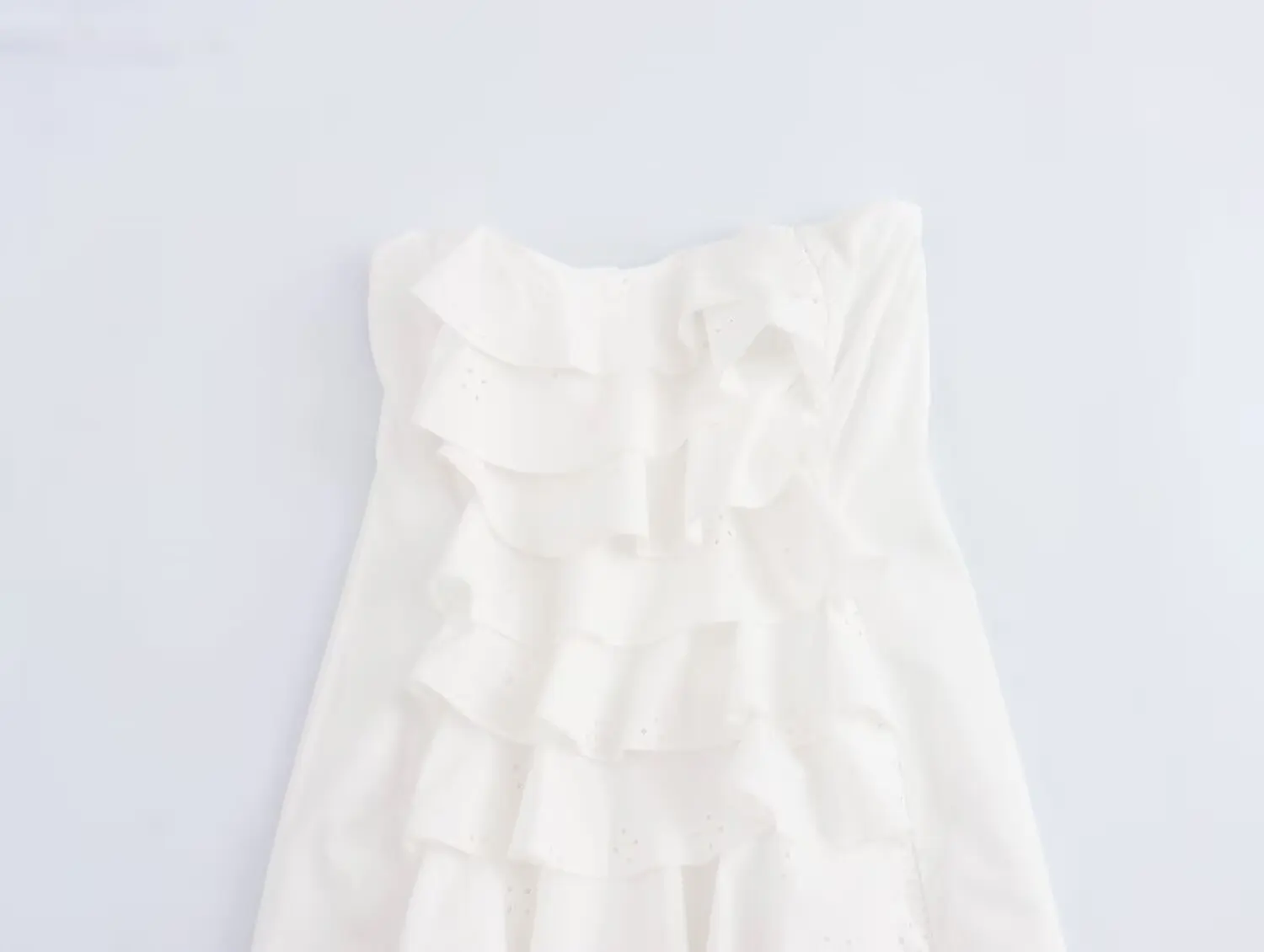 Vestido de Seda em Camadas com Bordado Decorativo, Design de Moda Fena Novo para o Outono, Estilo Europeu, Sem Mangas, Ad...