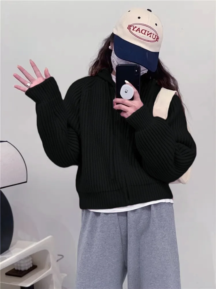 سترة نسائية محبوكة بنمط قصير فضفاضة كاجوال بلون سادة وسحاب معطف علوي