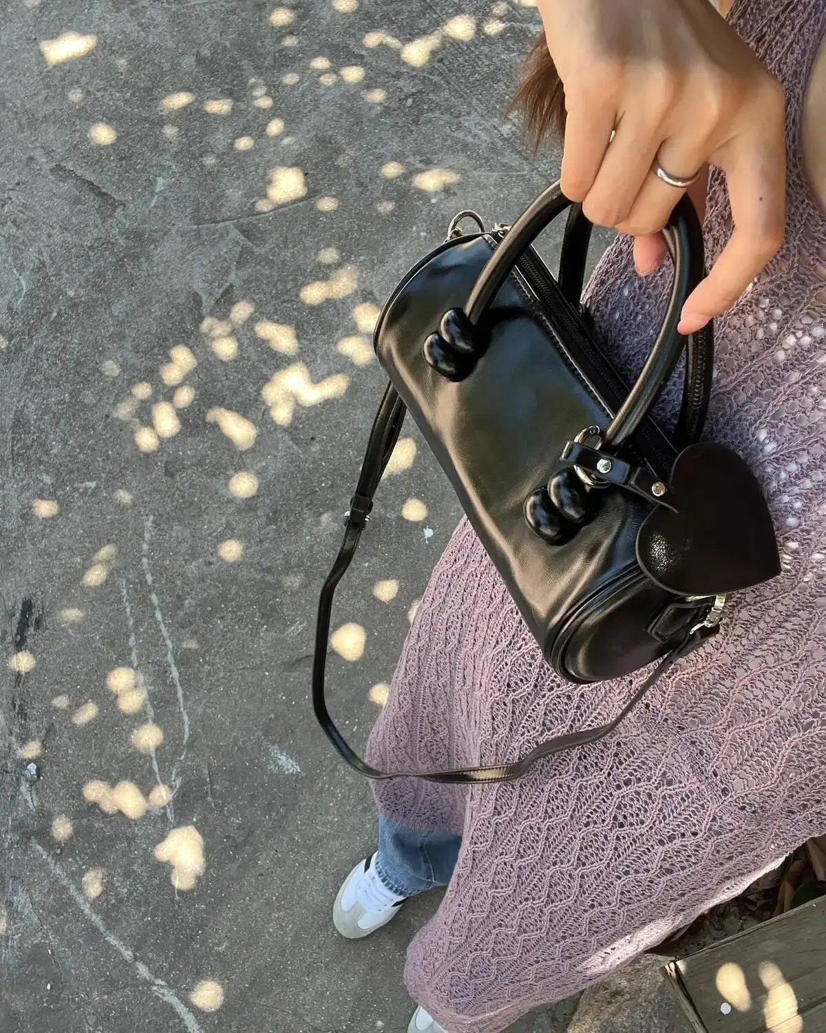 Bloom Vintage Pu Leather Black Messenger Bag Women New Retro Handle Crossbody Bags Ladies Boston Pillow Y2k Handbag Aesthetic