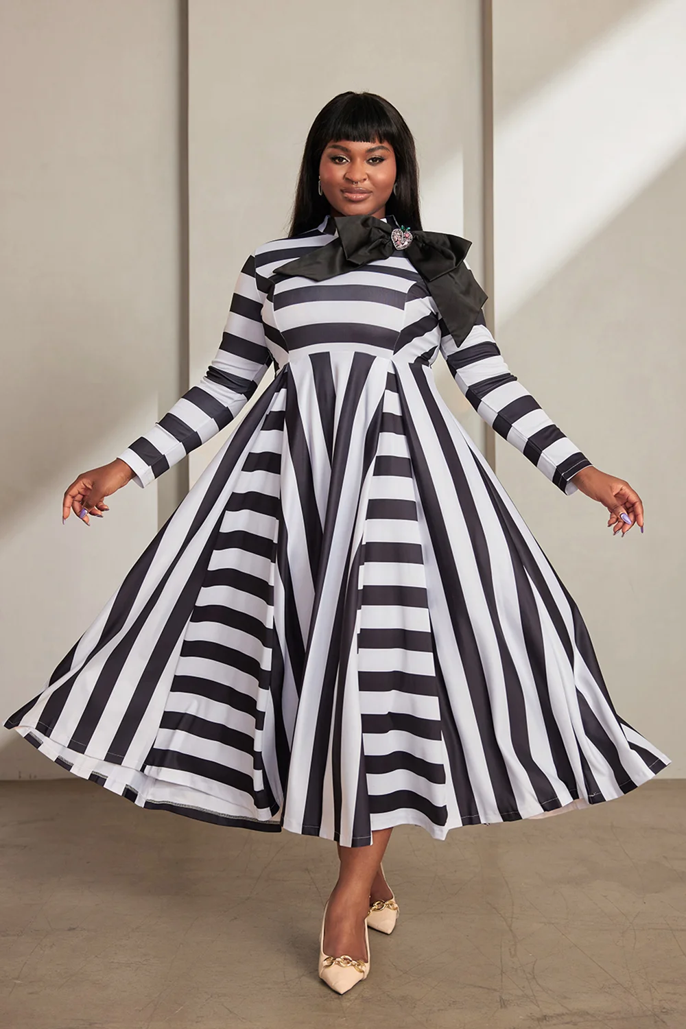 Women\'s Plus Size Semi Formal Maxi Dresses Elegant Black White Striped Fall Winter Mock Neck Long Sleeve Bow Tie Maxi Dresses