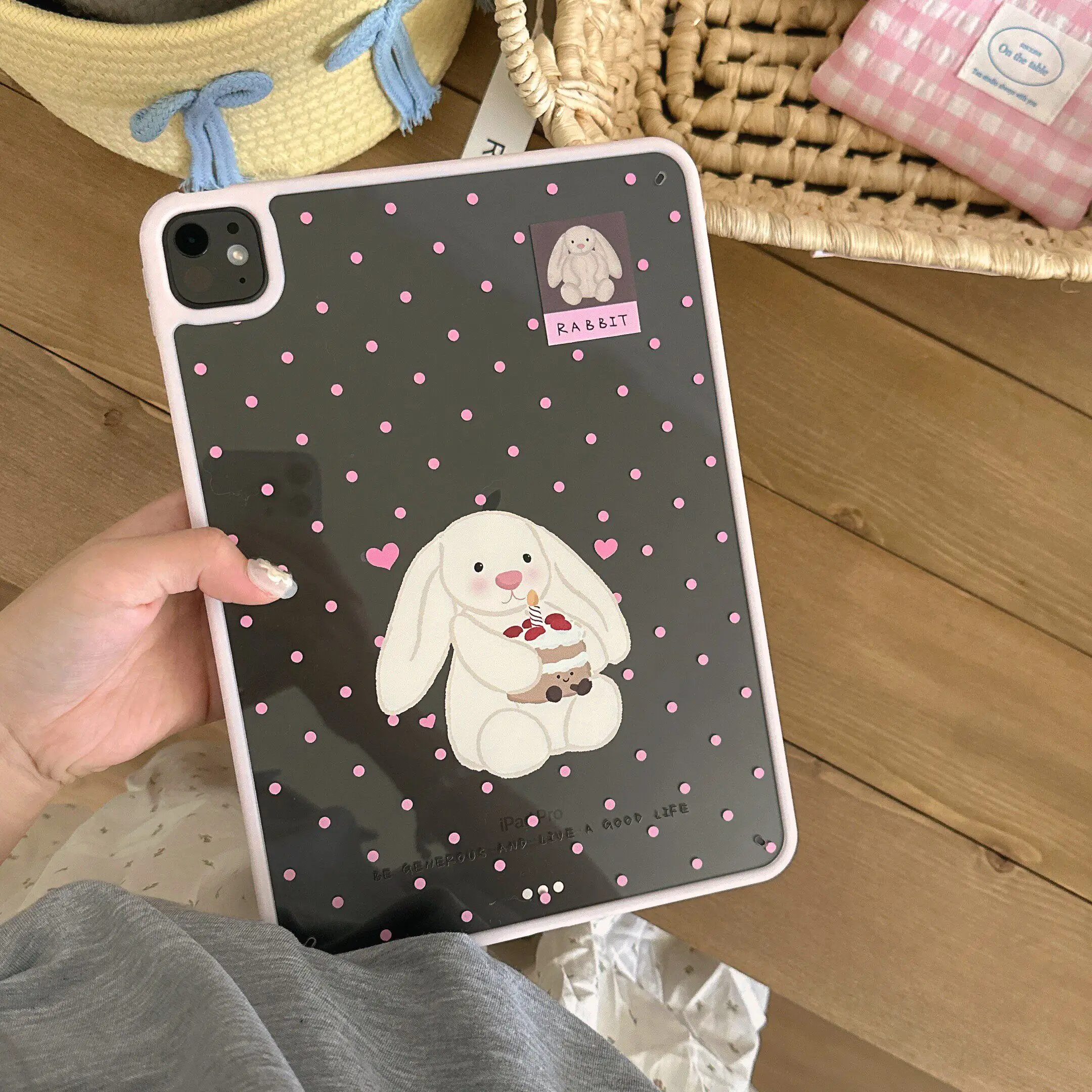 

Pink Polka Dots Rabbit Clear Cover For iPad Pro 13 11th M5 M4 12.9 A16 10 8 7 9th 10th For Ipad Air 11 M2 M3 Mini Tablet Case
