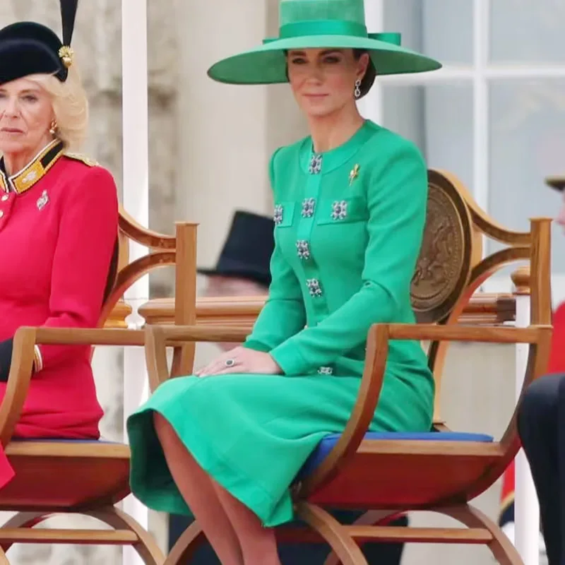 Kate Princess Dress for Women, Green Dress, Luxury Diamond, Single Breasted, Long Sleeve, 91912