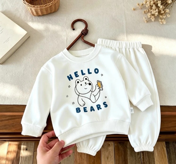 Small Kid Hello Bears Selfie Two Piece Tracksuit Soft Thin Cotton Crew Neck Sweatshirt And Pants Baby Child Daily Wear Outfits