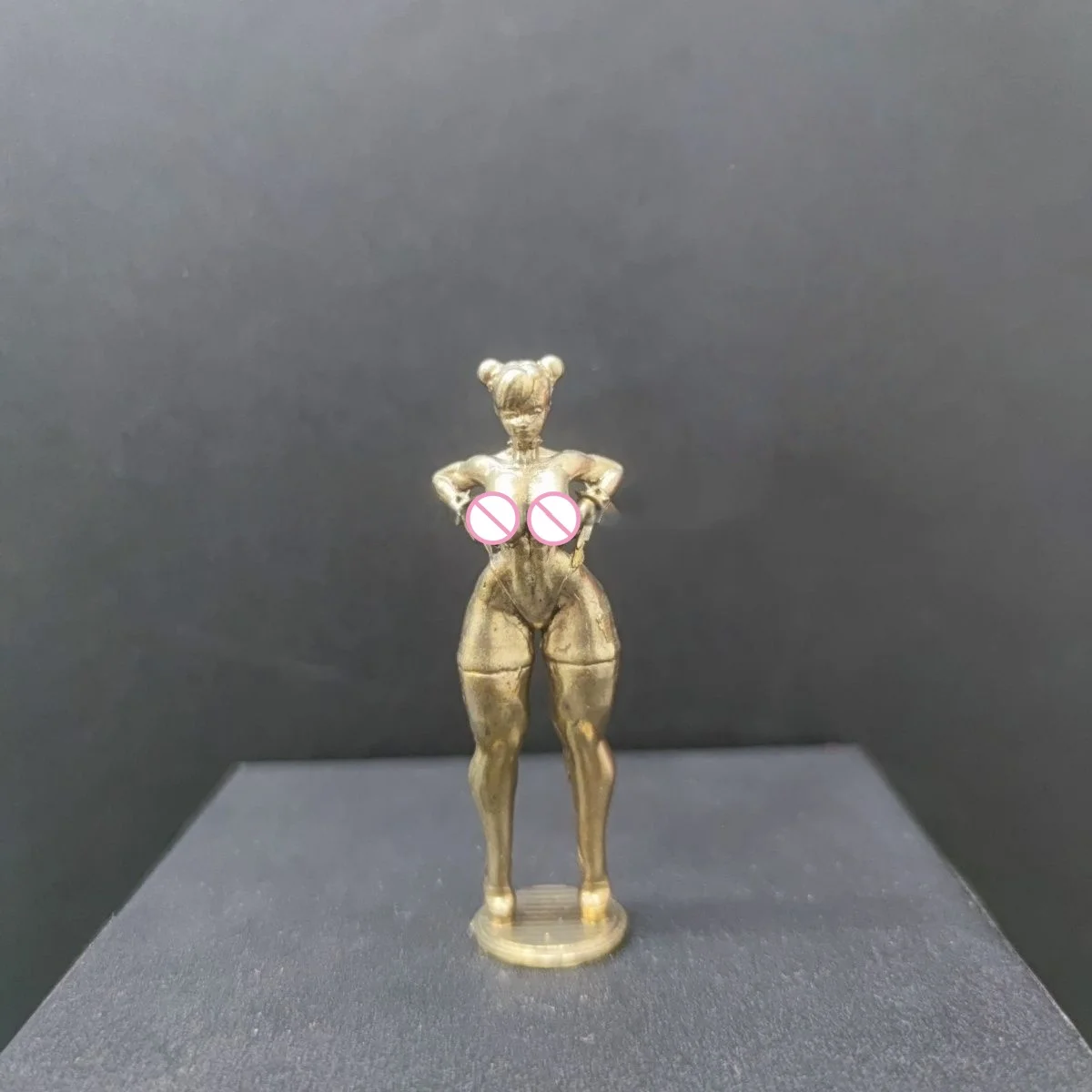 

​​Solid Brass 7cm Confident Stance Sculpture Double Bun Decor for Desk, Collector Art Bookshelf Display Desk Warrior Sculpture