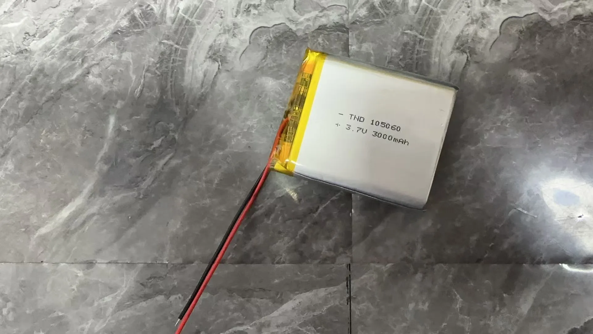 3.7V polymer lithium-ion battery 1.25 head express video early education machine 105060 dynamic charging 3000MAH