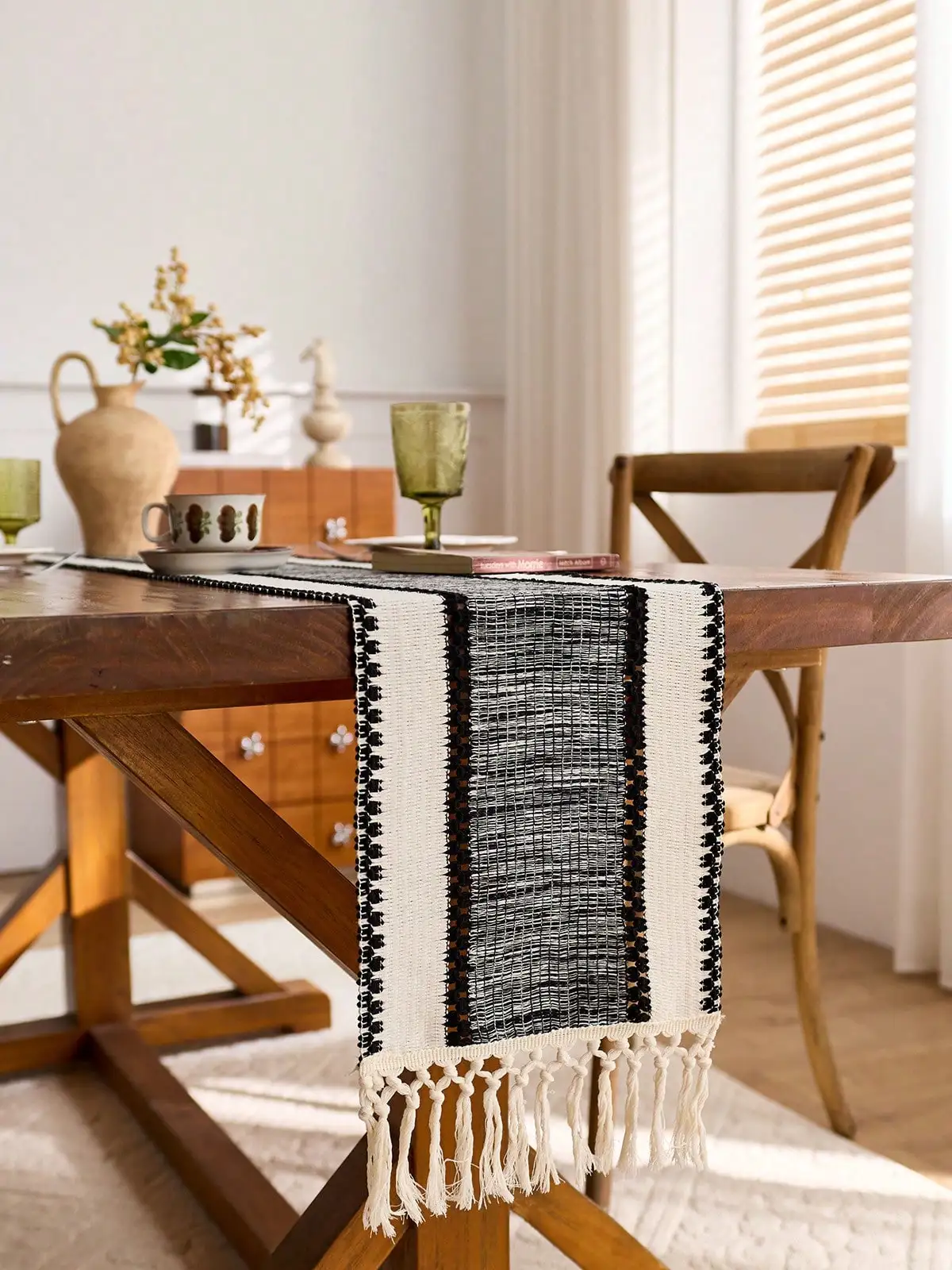 Khaki Makramee-Stil Boho Farmhouse Tischläufer mit Quasten Rechteckiges Design Strapazierfähiger Stoff für Heim-, Restaurant- und Küchendekoration – Detail 9
