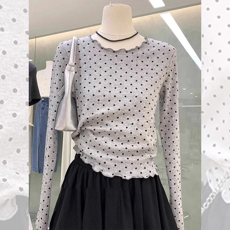Langärmliges T-Shirt mit Polka Dots und Rüschen für Damen, Arbeitskleidung, lässige Layering-Basic-T-Shirts, elegantes, schmal geschnittenes Oberteil – Detail 1