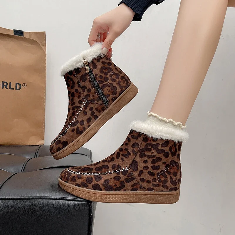 Moda feminina botas de algodão plana inverno nova cabeça redonda leopardo impressão camurça zíper lateral antiderrapante botas curtas