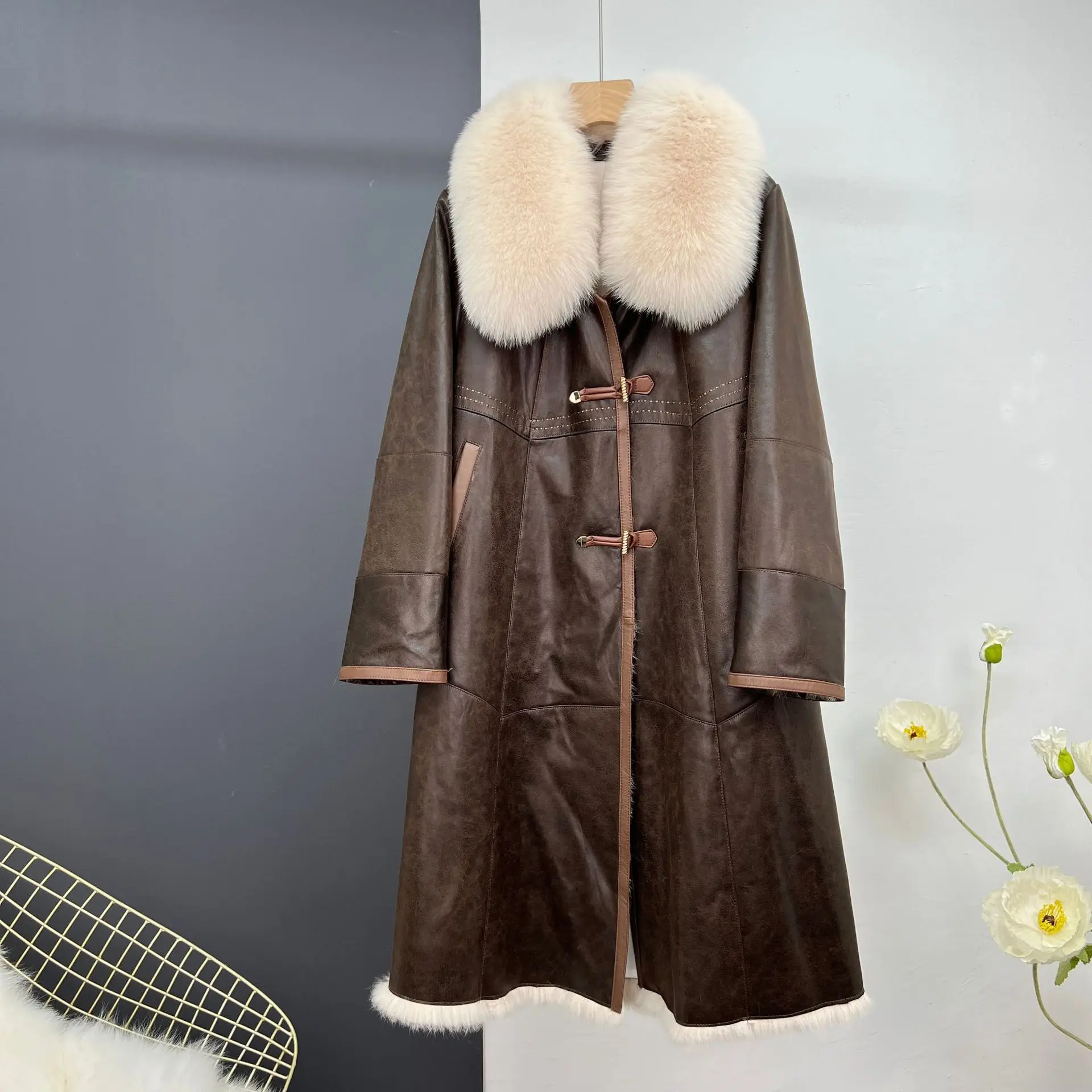 Haining fur coat, fur collar, rabbit fur coat, women's mid to long style with loose button print