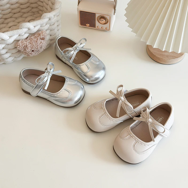 

Little Girl's Princess Shoes Bowknot Sewing Hook-loop Cute Kid's Flat Shoe Beige Silver Anti-slip Fashion Daily Children Shoes