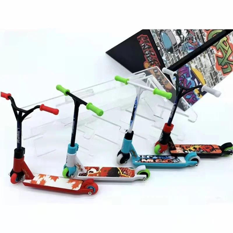 Novità divertente interattivo Mini Finger Scooter acrobatica Finger Toy Skate Skate Scooter Finger genitore-figlio regalo di festa interattivo