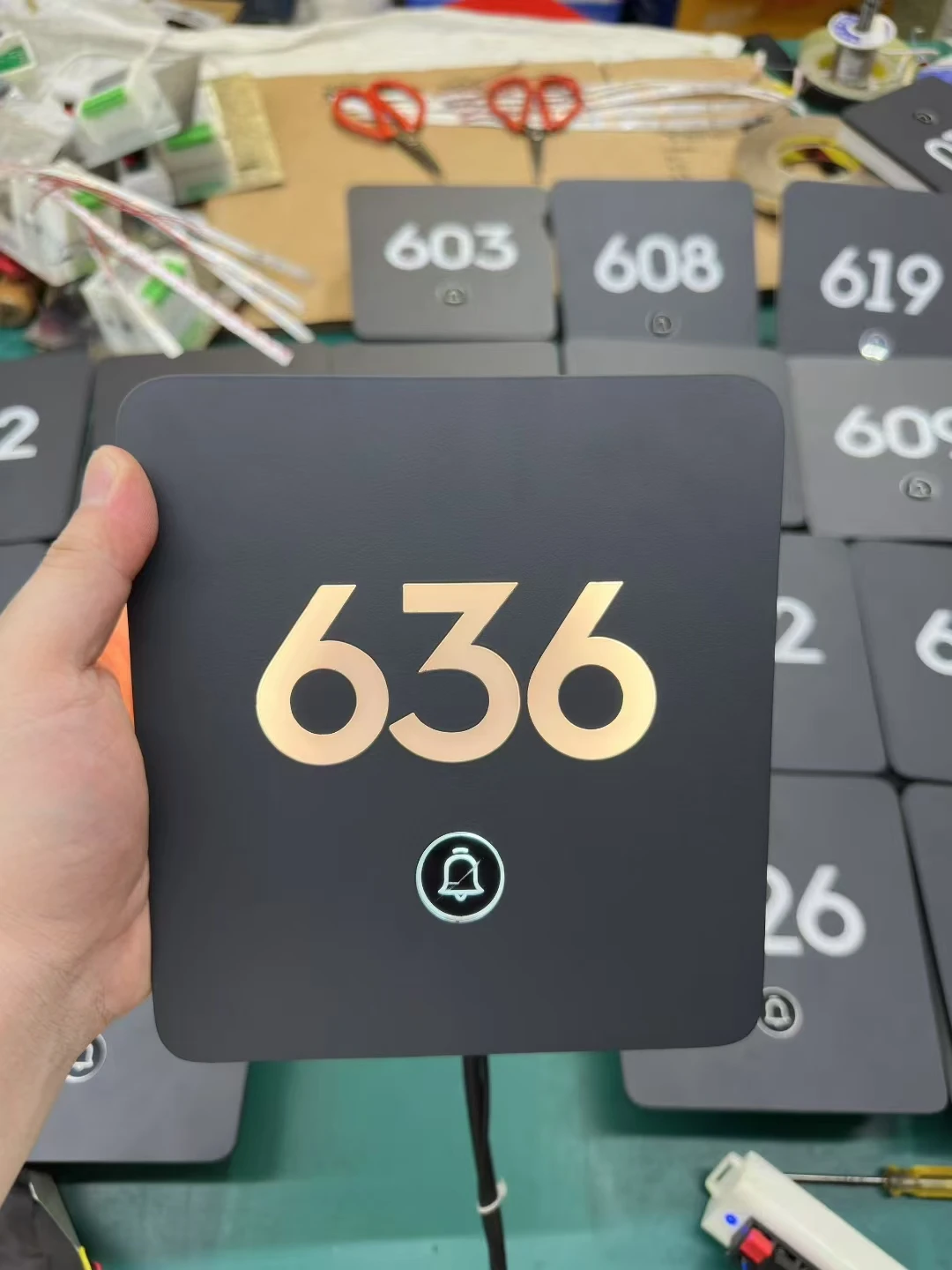 Modern Bronze Aluminum Plaque Door Plate Sign for House Name and Number Water Resistant Eco-Friendly Indoor Outdoor Use