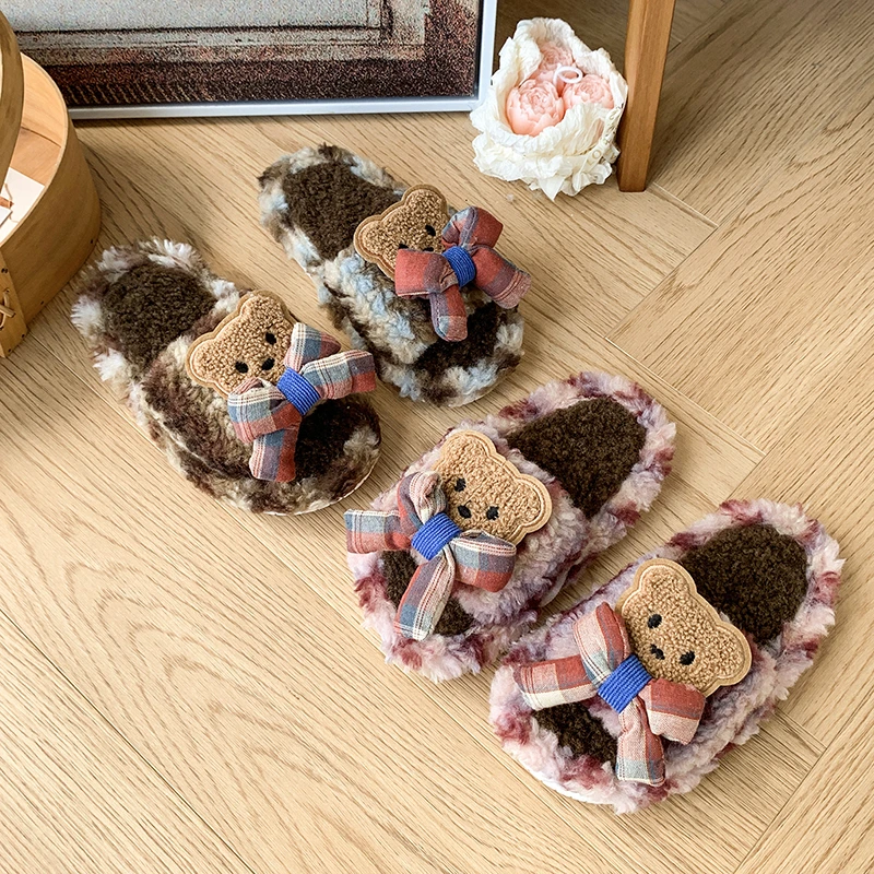 

2023 домашние тапочки для девочек, зимние детские тапочки на плоской подошве из искусственного меха, нескользящая детская удобная уличная обувь с плюшевой мягкой подошвой