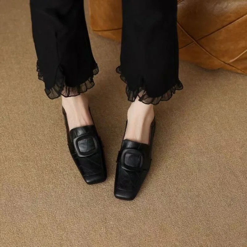 Fashion Square Buckle Designer Ladies Shoes 2026 Spring Retro Solid Color Casual Shoes Daily Office Shopping Ladies High Heels view 5