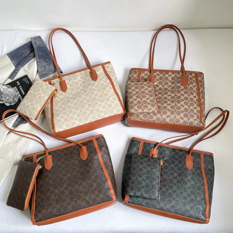 Fashionable Large Capacity Diaper Bags For Women Elegant Leather Handbag Minimalist Vintage Luxury Designer Commuter