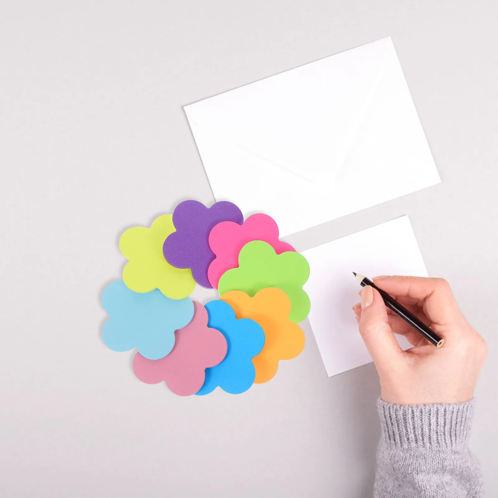 16Pcs Vibrant Plum Blossom Sticky Tabs Adhesive Memo Pads Smooth Writing Surface Portable Book Index Tabs for Students Classroom