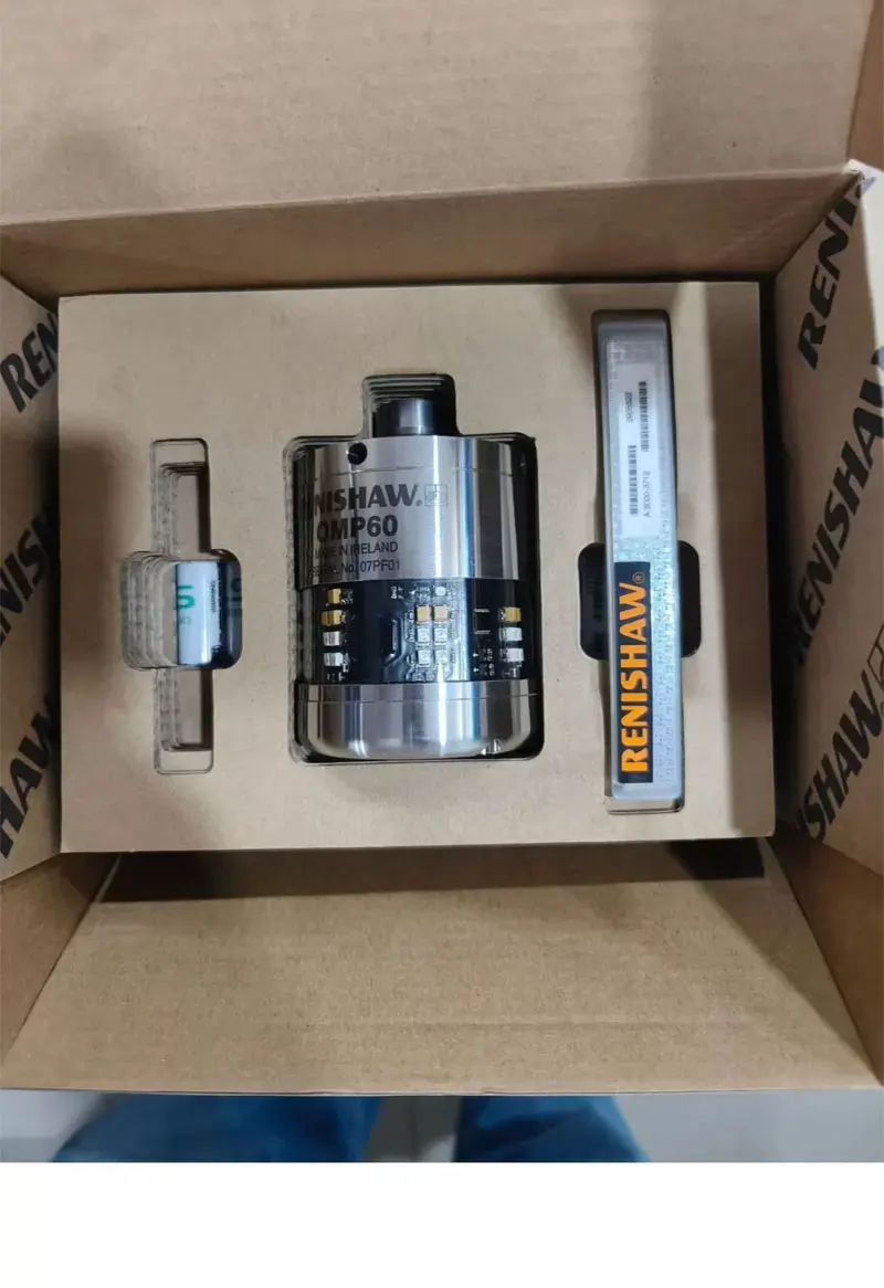

100% новый комплект A-4038-2001-21 OMP60 KIT - OPT/OPT（MOD）. Гарантия - один год.
