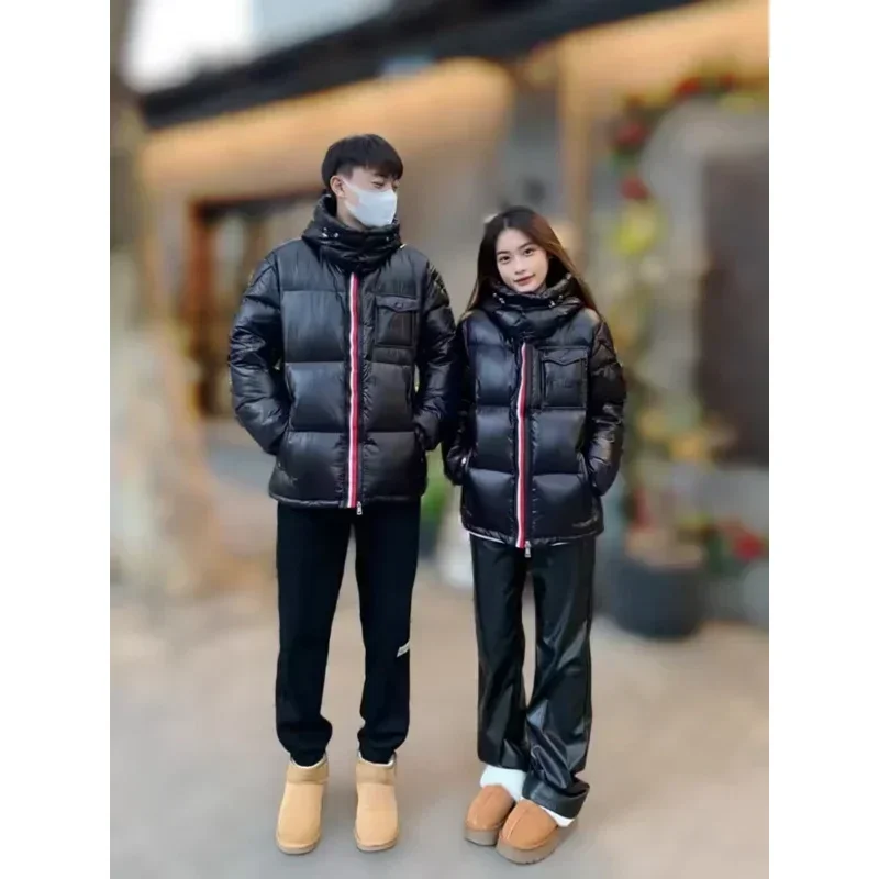 Moncl * R สีทึบ Windproof Crop PUFFER JACKET Unisex ฤดูหนาวหนาสั้นสไตล์ 90% ห่านสีขาวลงเสื้อแจ็คเก็ตสตรีเสื้อ