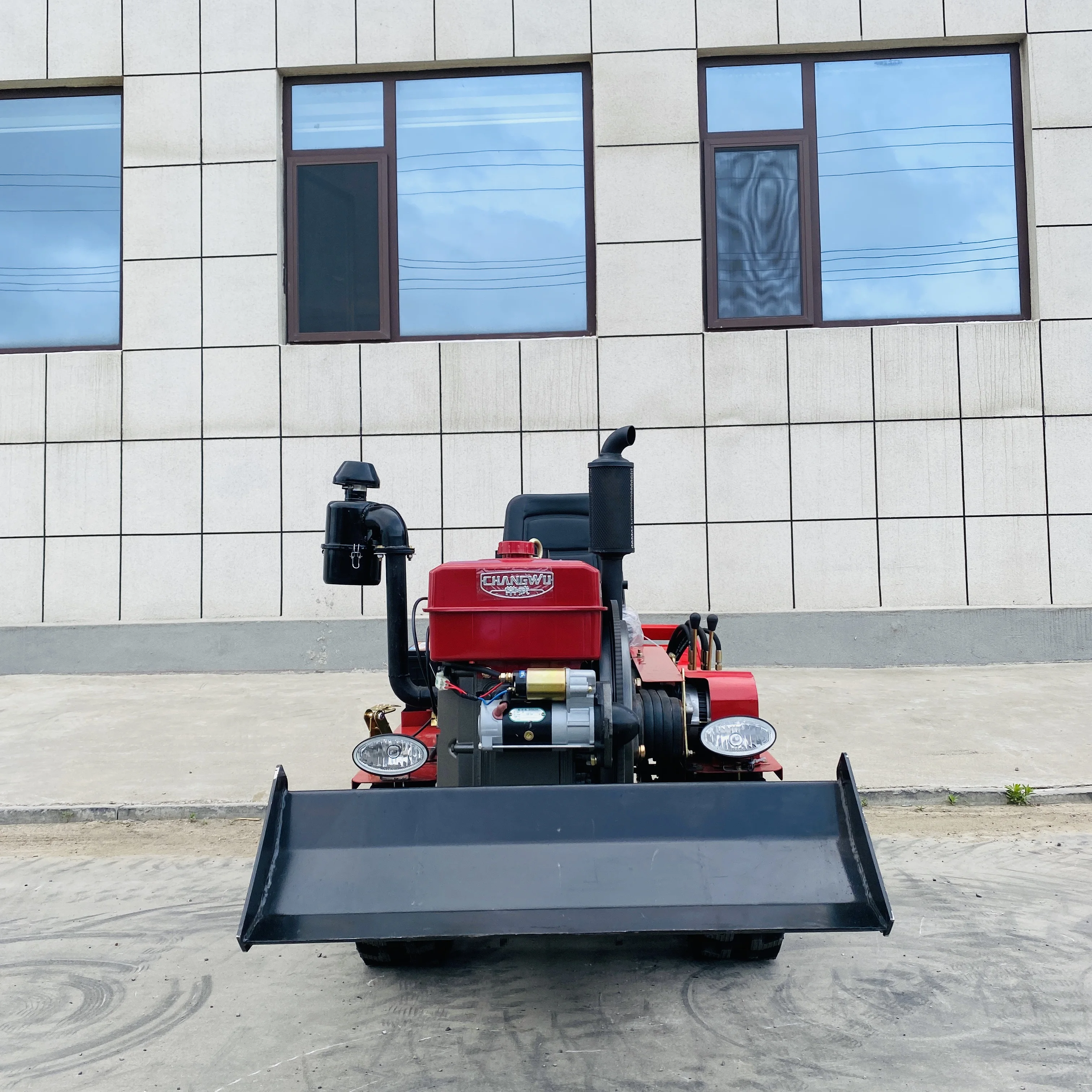 

Самый продаваемый мини-культиватор мощностью 25 л.с., новый дизельный садовый трактор с насадками для использования на ферме, для мини-садовых тракторов