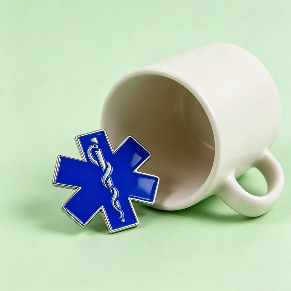 Star of Life Enamel Brooch Pin EMS EMT Paramedic Lapel Badge Medical Symbol Pin for Nurse Doctor Healthcare Worker Jewelry Gift