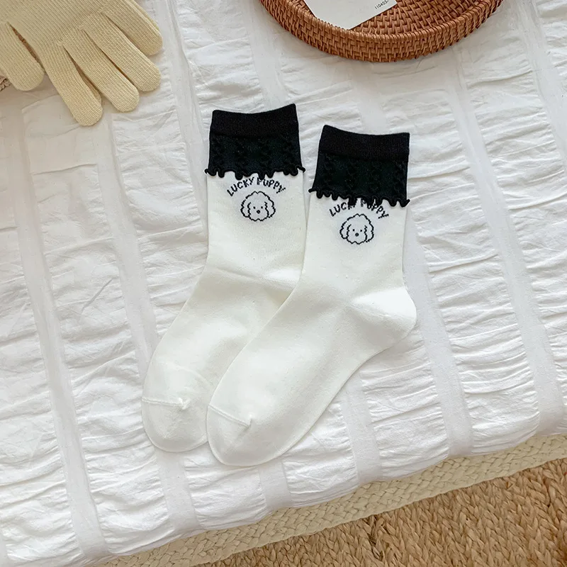 Kaos kaki anjing kartun wanita 2025 musim gugur baru, kaos kaki renda Jepang setinggi betis, kaos kaki panjang warna-warni serbaguna modis