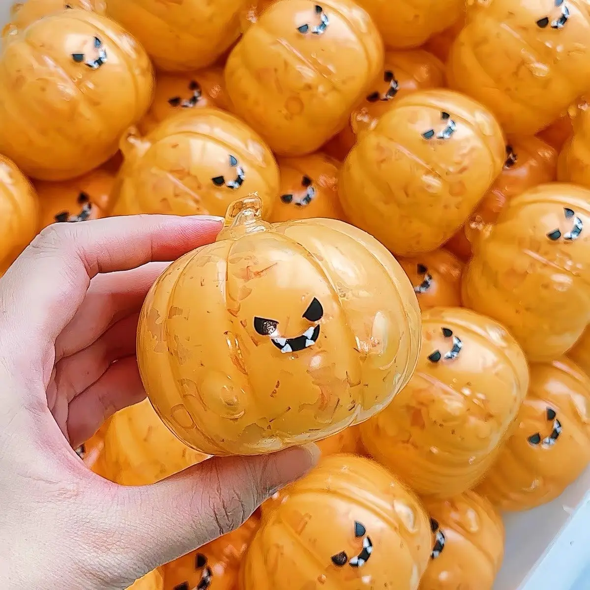 Halloween Squishies Ball Knackiges Handgemachtes Kürbis-Squishy-Spielzeug Langsam aufsteigendes Squeeze-Stressabbau-Spielzeug Halloween-Party-Geschenke – Detail 6