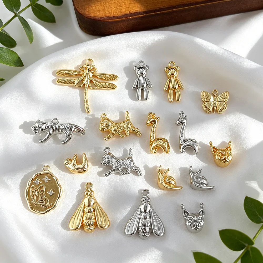 

Cordial Design Copper Pendant/DIY Charms For Necklace/Animal Shape/Handcrafted/Genuine Gold Plating/Jewelry Findings #196221