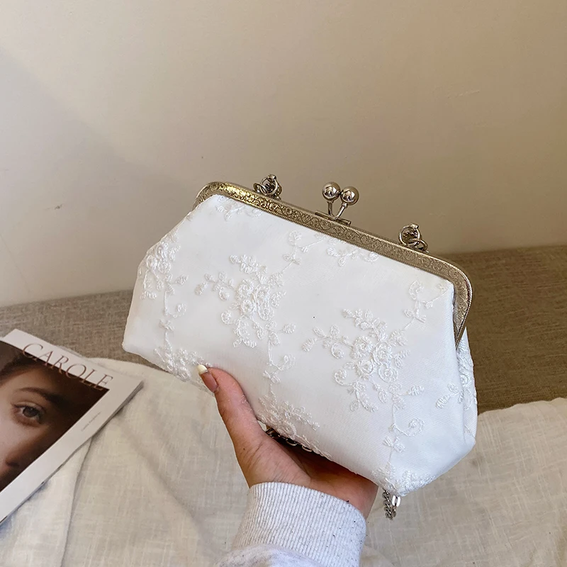 

Premium Floral Embossed Shoulder Bags for Ladies Retro Metal Handle Purse with Detachable Long Chain Strap Casual Office Bag New