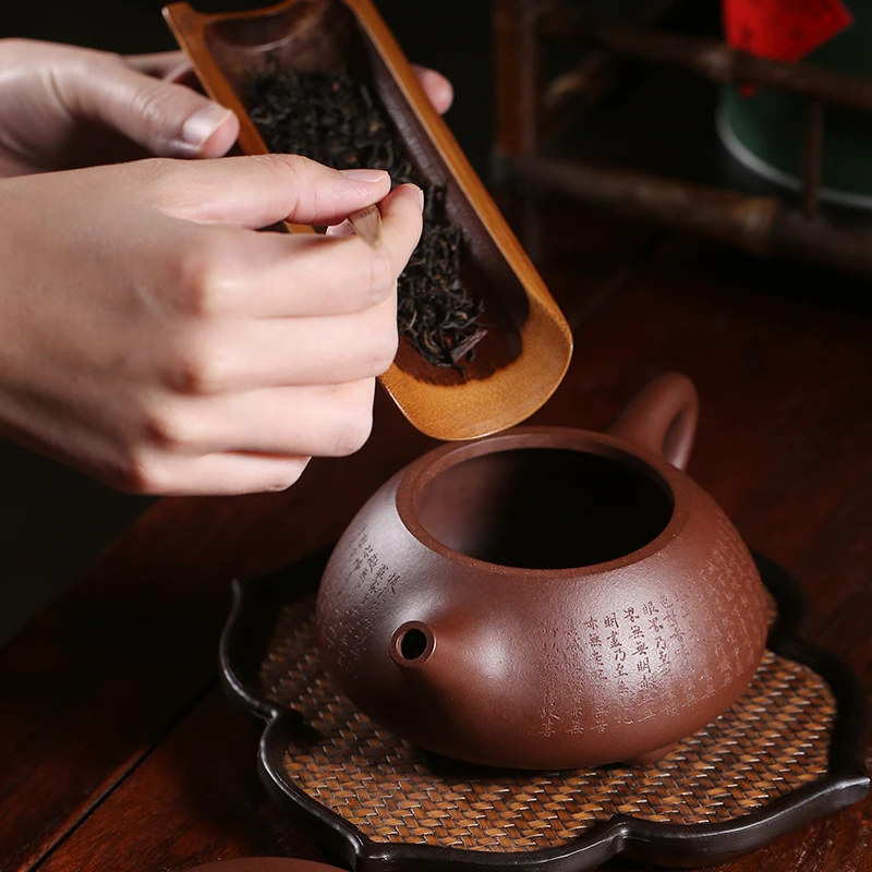 Yi National High School Engineer Zhou Xiaoming Handmade Engraving Of Original Mine, Old Purple Mud, Medium Grade Sand