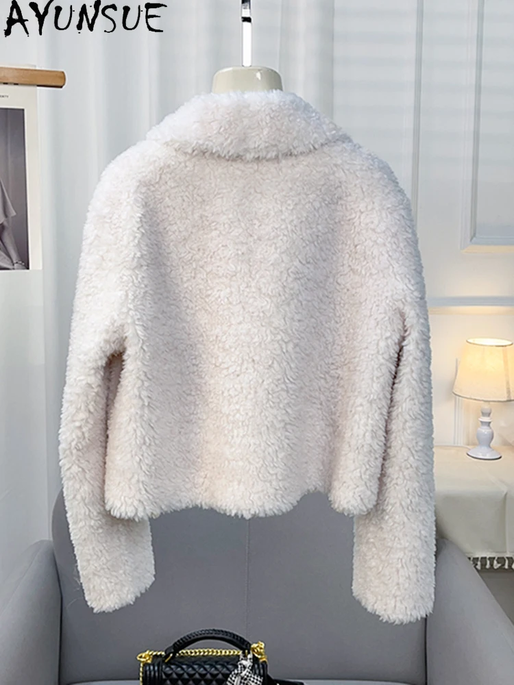 AYUNSUE 100% ขนสัตว์ธรรมชาติแจ็คเก็ตผู้หญิงแฟชั่นสั้นLamb Fur Jacketเสื้อผ้าผู้หญิงElegantใหม่ในOuterwears Ropa Para Mujer