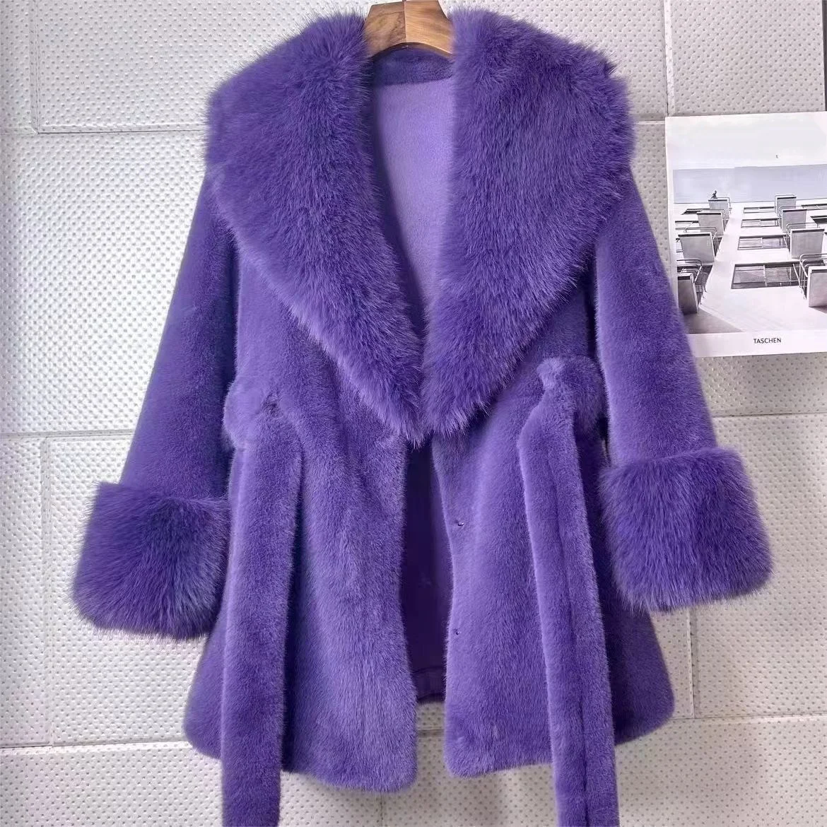 

Winter Women Fashion Thickened Imitation Mink Plush Belted Coat