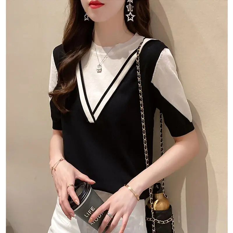 

Fashion O-Neck Spliced Fake Two Piece Blouse Women's Clothing 2023 Summer New Loose Casual Pullovers Short Sleeve Korean Shirt