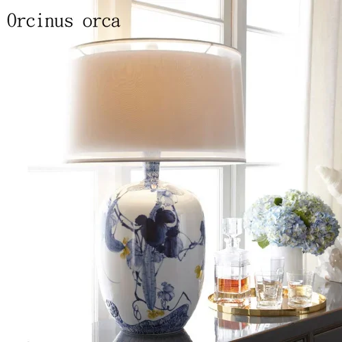 New Chinese style simple bedroom bedside lamp hand-painted blue and white porcelain table lamp living room decoration table lamp