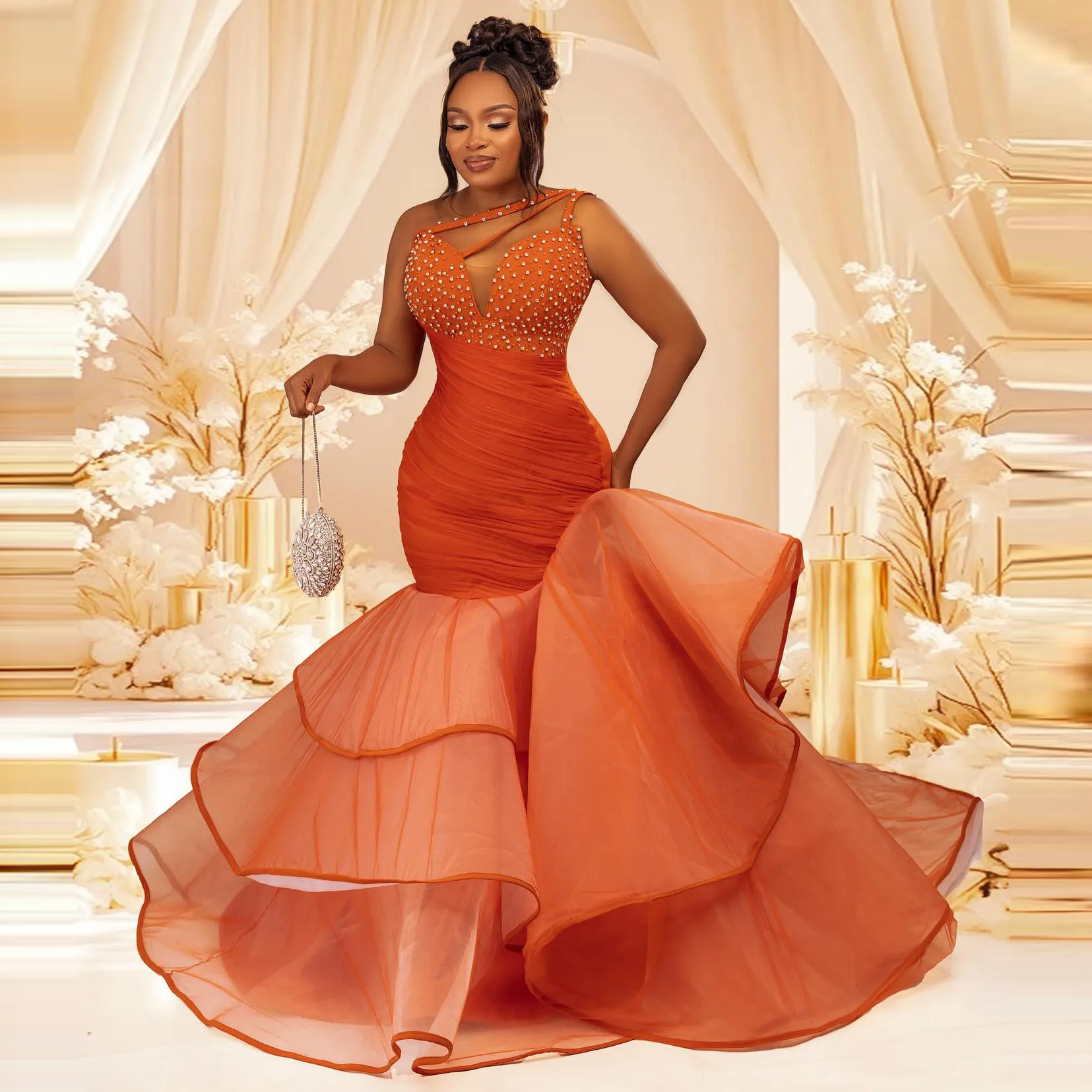 حار! فستان حورية البحر برتقالي للحفلات الراقصة 2025 ترتر مطرز على شكل حرف v ثوب مسائي طويل مع تنورة تول فستان رسمي لحفلات الزفاف