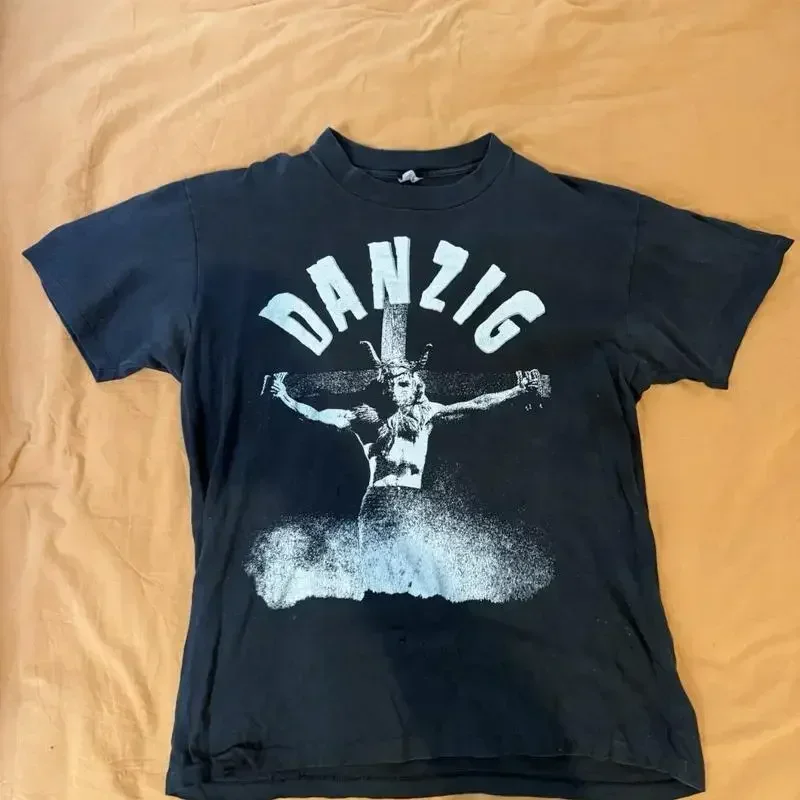 Danzig vintage 80’s/90’s Uncensored Tshirt Shirt Size Large Rare Misfits Samhain