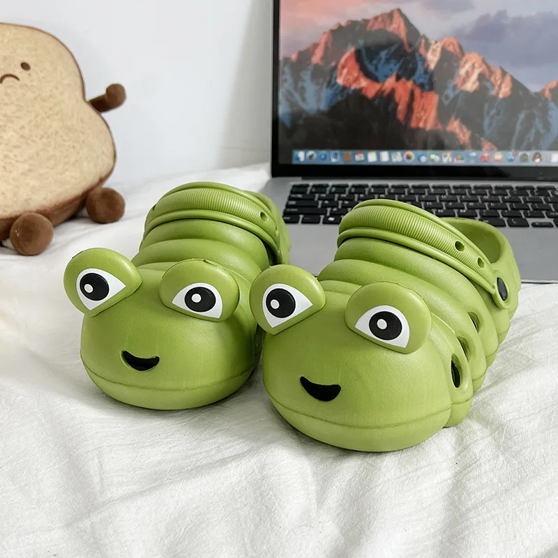 New Slippers Cartoon Cute Caterpillar EVA Hole Shoes Outside to Wear All the Light Beach Bag Head Slippers Women Sandals Light