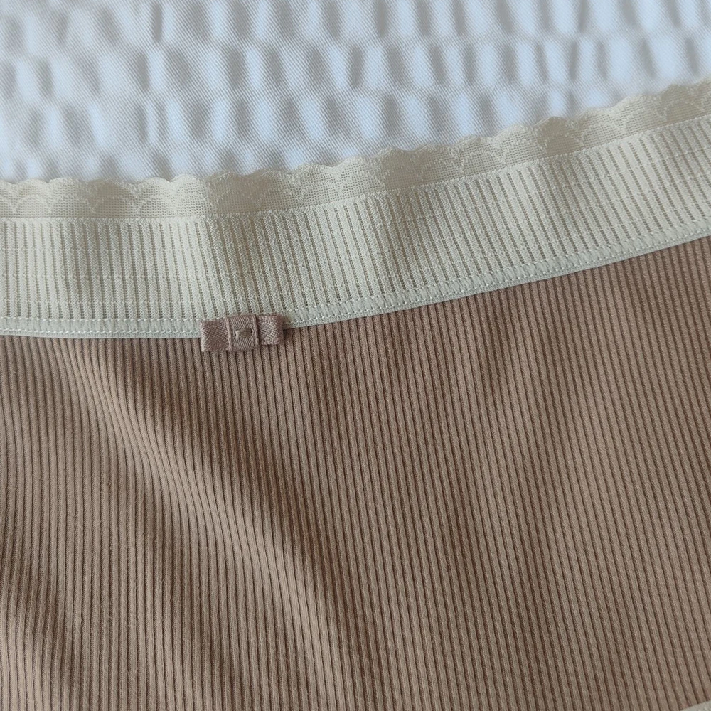 Spring Summer New Women's Threaded  Comfortable Breathable Underwear Box of 4 mid Waist Wide  Stripe Pattern