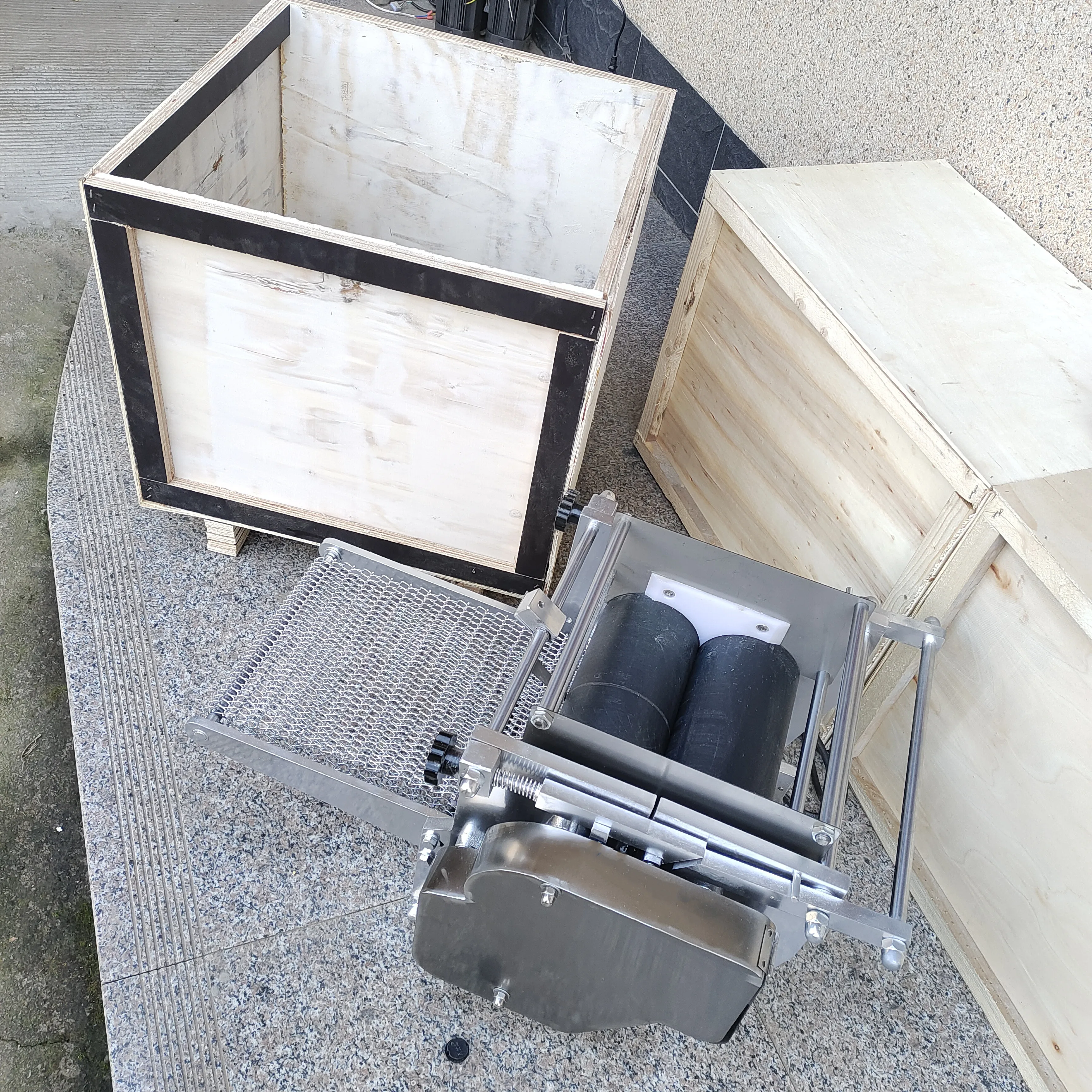 Roti Maker Corn Tor…