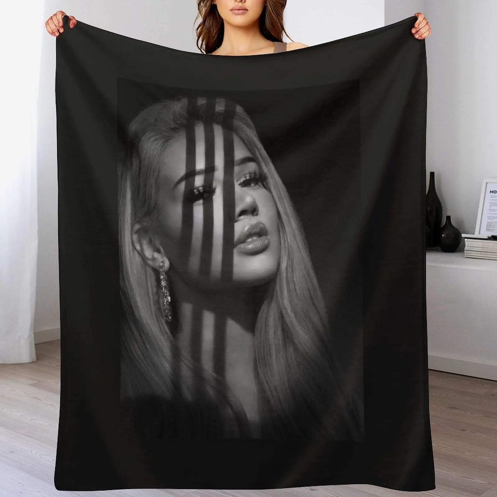 Shirin David Art Classic Throw Blanket