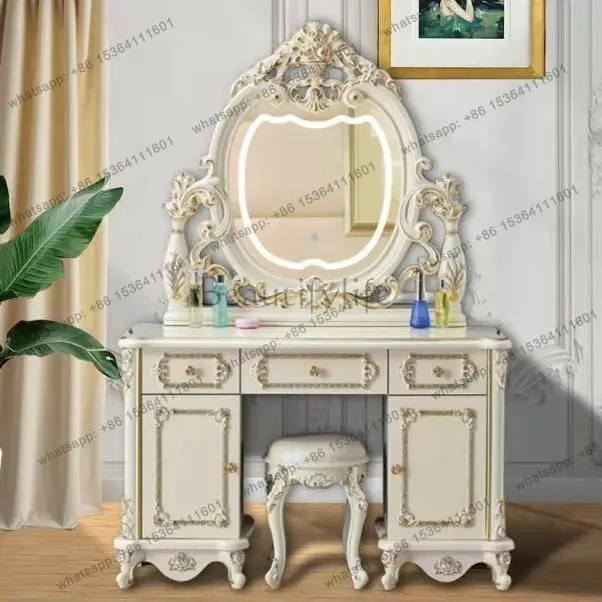 

European dresser with lamp court style light luxury high-end new fashion style