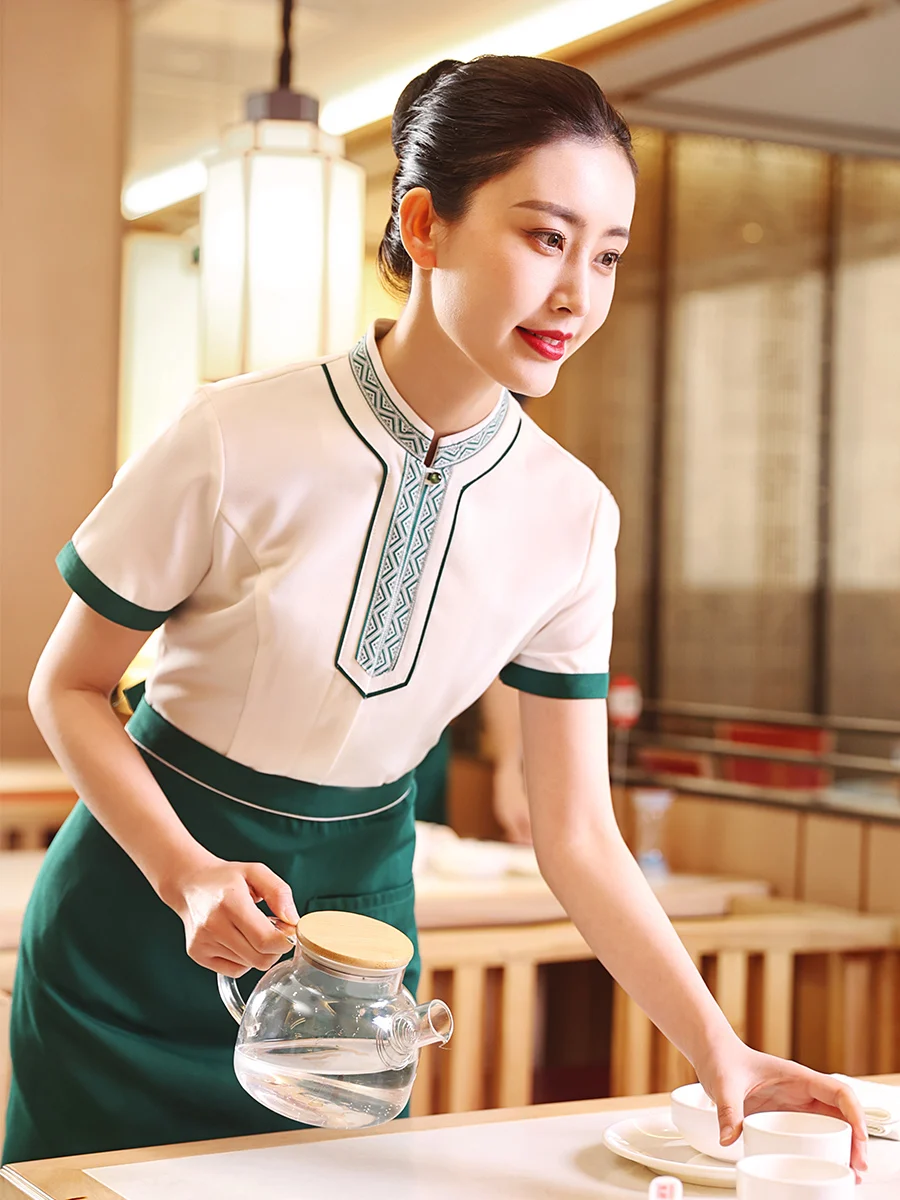 2023จีน Hotpot Restaurant เสื้อผ้าผู้ชายและผู้หญิงฤดูหนาว Catering Uniform + ชุดผ้ากันเปื้อน Gratis Ongkir Workwear ขายส่ง