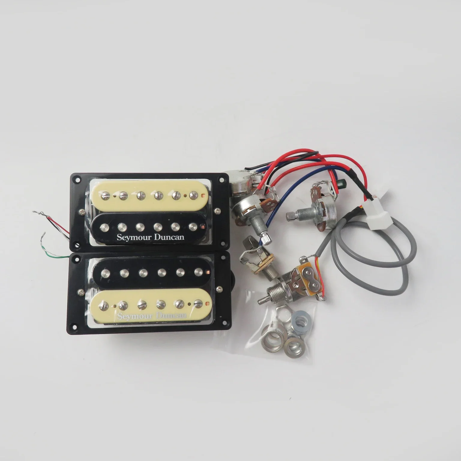 

Guitar Pickups Humbucker Pickups 4C With Wiring Harness 2V1T Set Electric Guitar Pickups