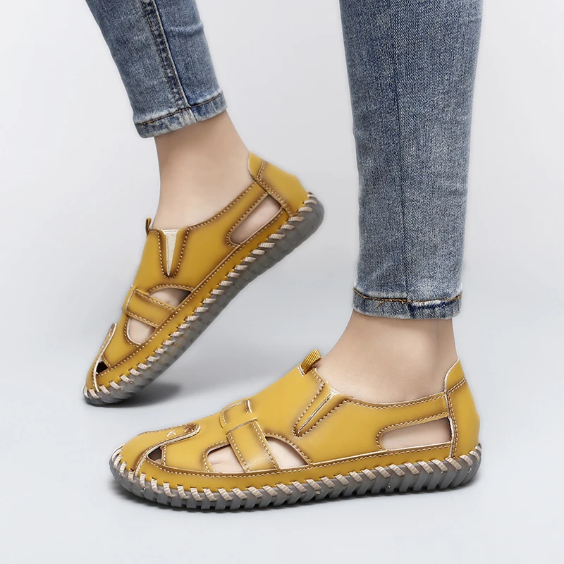 

Нескользящие туфли больших размеров в мелком ажурном стиле. Женская обувь на плоской подошве.