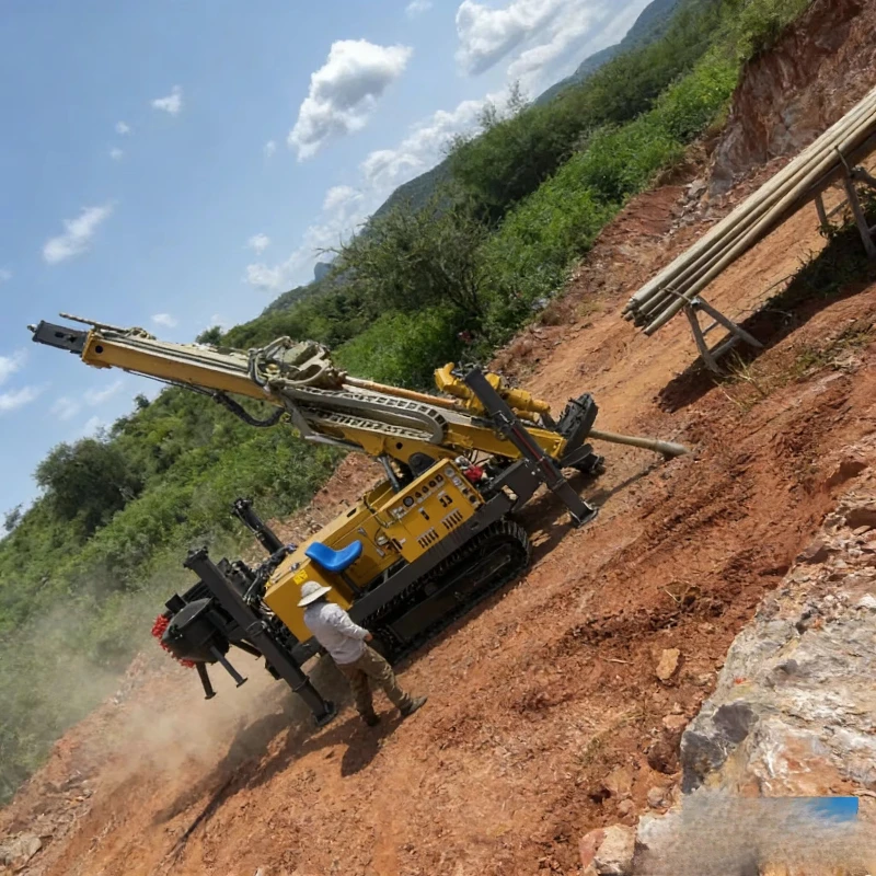 00m High Torque Hydraulic Crawler Drill Tuoxing, Reverse Circulation Drilling Rig for Mineral Exploration