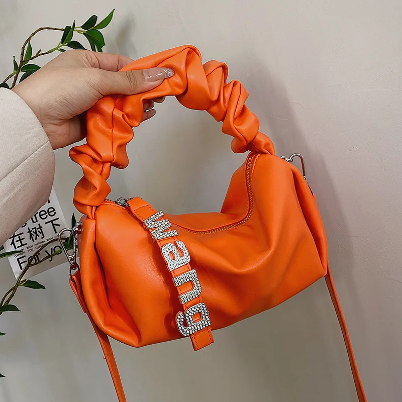

Heavy-Duty Textured Shoulder Bag, Quilted Design with Chain Strap, Spacious Interior, Convertible Crossbody, Everyday Luxe